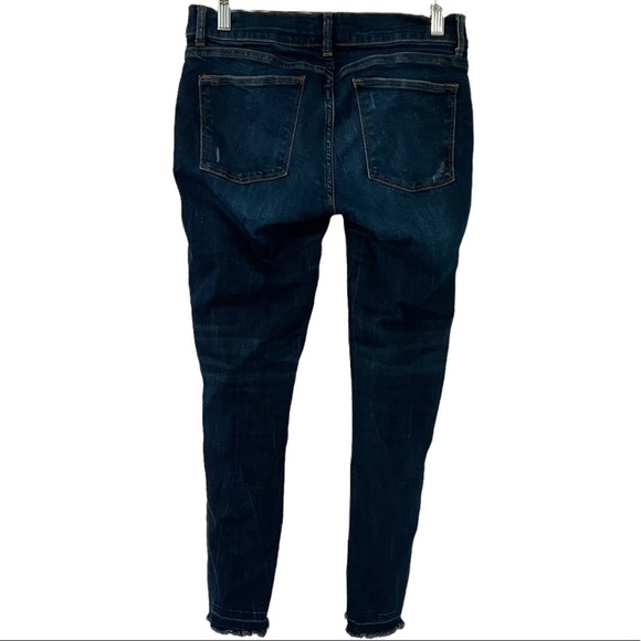 DL1916 Distressed Jess Maternity Jean in Strive - Picture 3 of 12